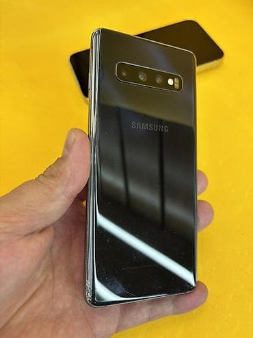 Samsung Galaxy S10, цвет - Черный, 1 SIM