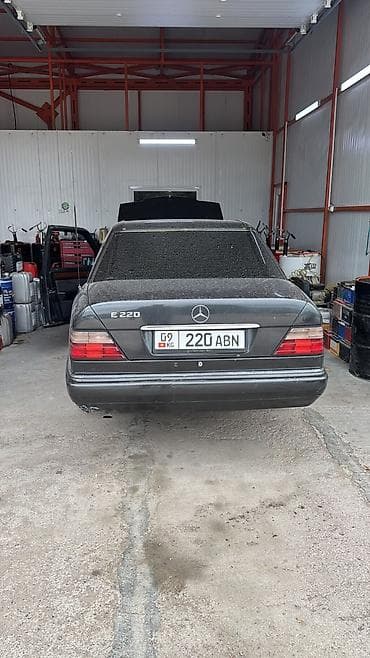 обмен на рх: Mercedes-Benz W124: 1995 г., 2.2 л, Механика, Бензин, Седан — 6