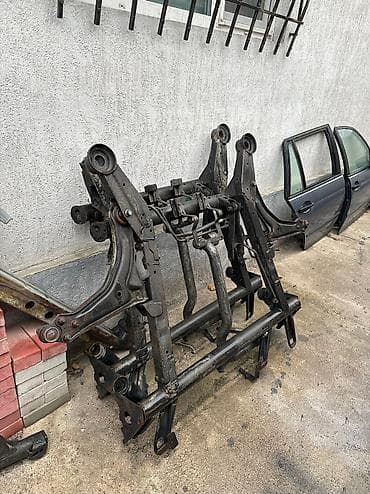 бампер на вито: W638 VITO передняя балка на вито 638-й привозная из Германии есть в — 1