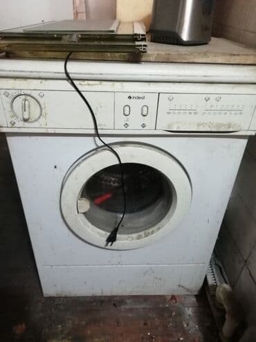 промышленные стиральные машины бу: Стиральная машина Indesit, Б/у, Автомат, До 5 кг — 1