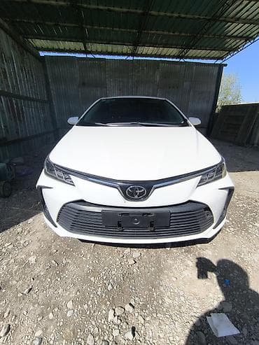 Toyota Corolla: 2020 г., 1.2 л, Автомат, Бензин, Седан