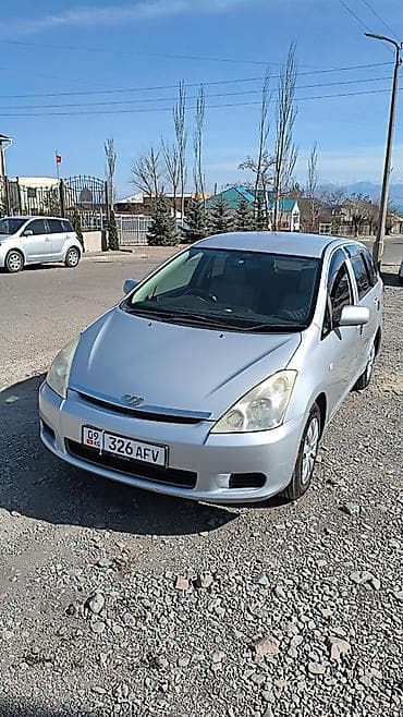 китайская легковая машина: Toyota WISH: 2003 г., 1.8 л, Автомат, Бензин, Универсал — 2