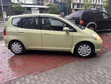 kia rio 2000: Honda Fit: 2005 г., 1.4 л, Вариатор, Бензин, Хэтчбэк — 4
