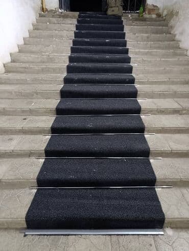 шкаф и комод с зеркалом: Искусственная трава и напольные покрытия в размеры 0.80см — 6