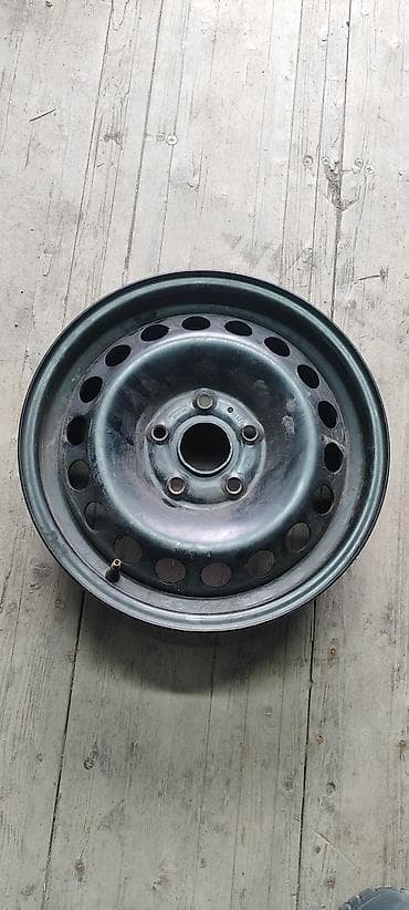 rays volk: Железные Диски R 15 Audi, 1 шт, отверстий - 5, Б/у — 1