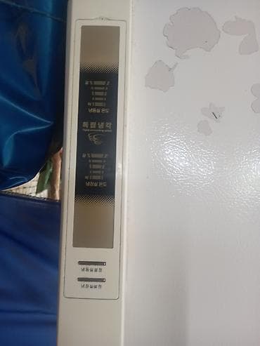 сетка для духовки: Двухкамерный холодильник с верхней морозильной камерой Особенности: - — 4