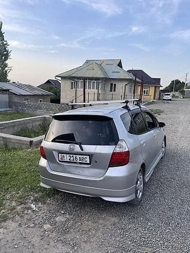 golf 2: Honda Fit: 2001 г., 1.3 л, Вариатор, Бензин, Хэтчбэк — 2