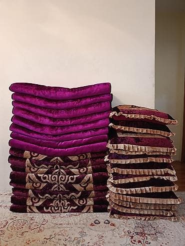 тошое: Срочно 8 жер төшөк, 12 жөлөнгүчү менен сатылат. Состояние жакшы / — 2