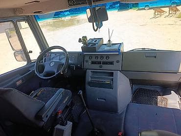 dot 4: Mercedes-Benz Vario: 2001 г., 4.3 л, Механика, Дизель — 8