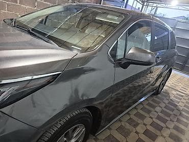prius plus: Toyota Sienna: 2021 г., Гибрид, Минивэн — 10