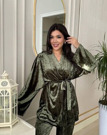 купить спортивный костюм женский недорого от производителя: Двойка 
 Ткань бархат — 7