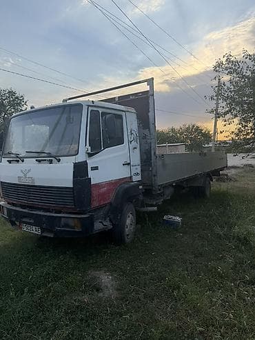merc 814: Бортовой грузовик Mercedes‑Benz 814 Основное: - Классический — 5