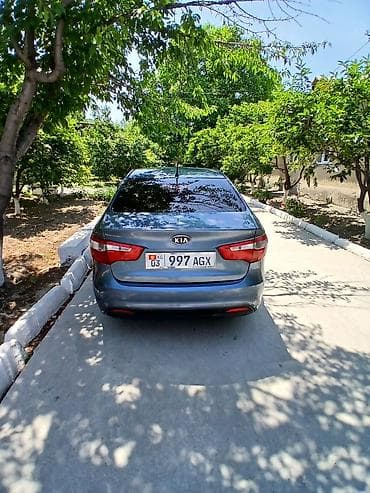 Продажа авто: Kia Rio: 2011 г., 1.6 л, Механика, Бензин, Седан — 2