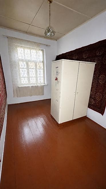 70 сом: Продаётся дом ⠀ 4х-комн., 93.11м² Участок: 1.90 соток. Коммуникации — 4