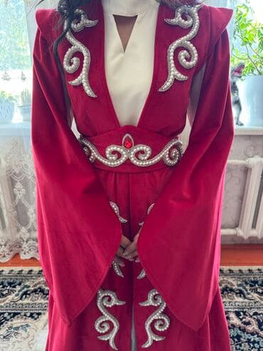 вечерний костюм: Продаётся национальное платье 👗 Надевала всего один раз, состояние — 3