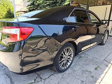 corolla 2004: Toyota Camry: 2013 г., 2.5 л, Вариатор, Гибрид, Седан — 4
