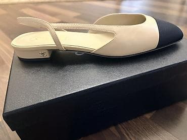 пятки: Балетки slingback Chanel с контрастным мысом - Модель: классические — 2