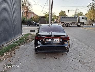 byd e3: Kia K3: 2018 г., 1.6 л, Вариатор, Бензин, Седан — 5