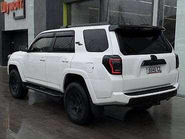 двигатил: Toyota 4Runner: 2021 г., 4 л, Автомат, Бензин, Внедорожник — 6