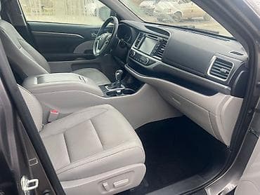 prius v: Toyota Highlander: 2019 г., 3.5 л, Автомат, Гибрид, Кроссовер — 9