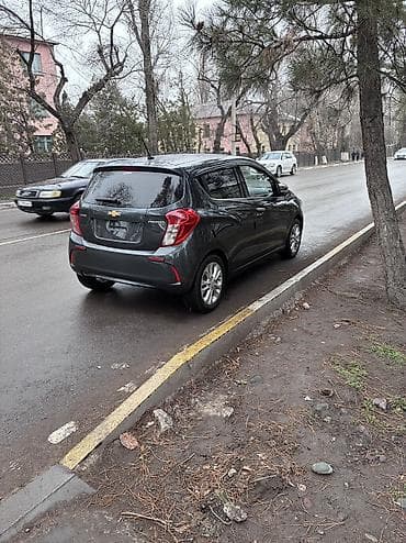 niva chevrolet: Chevrolet Spark: 2021 г., 1 л, Автомат, Бензин, Хэтчбэк — 10