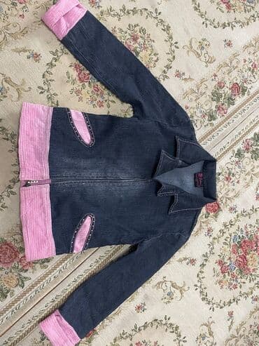 молнии для спорт костюм: 1. Пижама-700 2. Спортивный костюм-400 3. Толстовка-400 4. Зелёный — 4