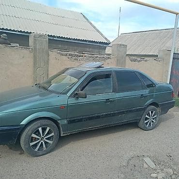 сидения на пасат уневесал б 3: Volkswagen Passat: 1989 г., Седан — 2
