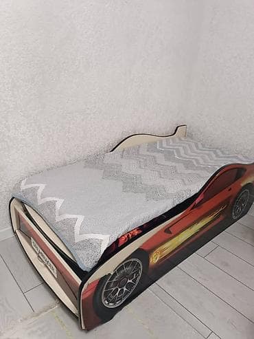 платя мусулманский: Детская кровать-машина DreamRacer - Яркий автомобильный дизайн: борта — 1