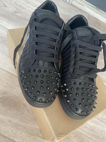 мужская одежда толстовки: Мужские кроссовки, 40, Christian Louboutin, Новый, цвет - Черный — 1