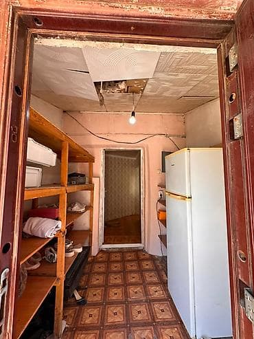 щербакова 50: 3 комнаты, 42 м², 1 этаж, Требуется ремонт — 2