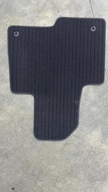 полики на хундай: Родные Ворсовые Полики Для салона Hyundai, цвет - Черный, Б/у, Платная доставка — 2