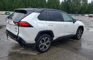 byd e2 2023: Toyota RAV4: 2023 г., 2.5 л, Автомат, Гибрид, Кроссовер — 4