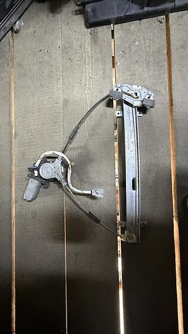 Стеклоподъемник электрический в сборе - Тип: тросовый механизм с