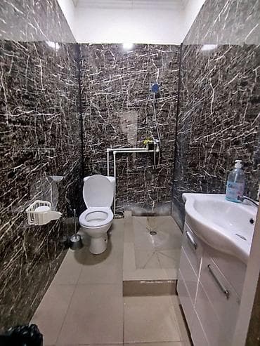 ювелирный цех: 📍ул. Торокула Айтматова 🔘Этажи 1/1 🔘50м² Продаётся коммерческое — 9