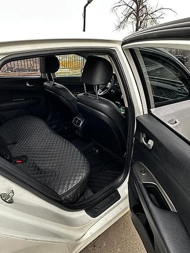 Продажа авто: Kia K5: 2019 г., 2 л, Автомат, Газ, Седан — 8