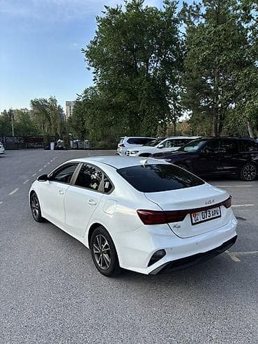 k3 2020: Kia K3: 2021 г., Седан — 4