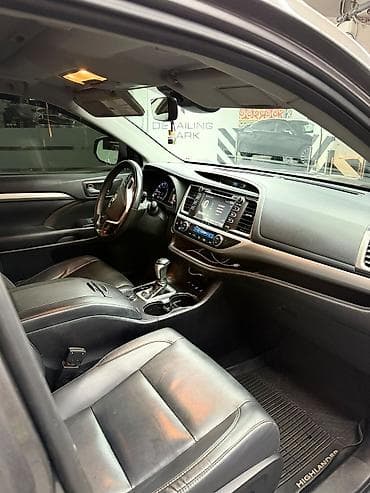 Toyota Highlander: 2019 г., 3.5 л, Автомат, Бензин, Кроссовер — 4