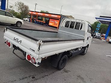 грузово: Kia BONGO: 2021 г., 2.4 л, Газ — 6