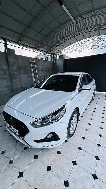 Hyundai Sonata: 2019 г., 0.2 л, Автомат, Газ, Седан