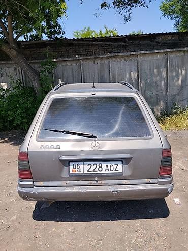 панель на 124: Mercedes-Benz W124: 1991 г., 3 л, Механика, Дизель, Универсал — 6