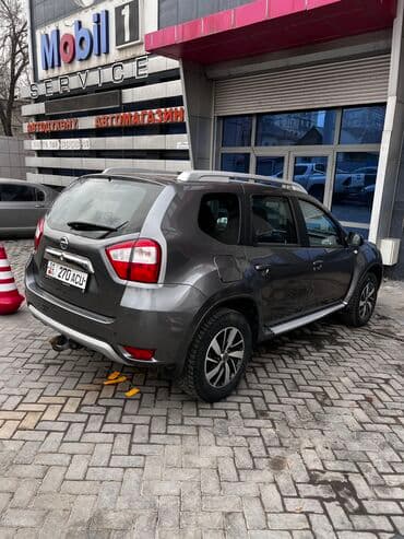 срочно продаю в связи с переездом: Nissan Terrano: 2016 г., 2 л, Механика, Бензин, Кроссовер — 6