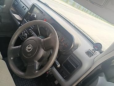 Nissan Cube: 2003 г., Автомат, Бензин, Минивэн