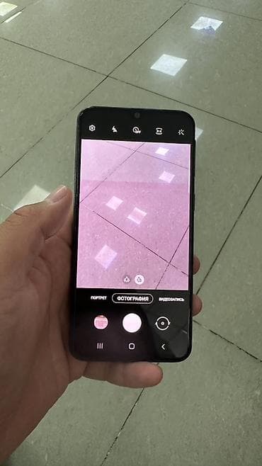 apple tab: Samsung Galaxy A40, Б/у, 64 ГБ, цвет - Черный, 2 SIM — 4