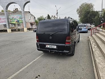 урмат бетон: Mercedes-Benz Vito: 2003 г., 2.2 л, Кол менен иштөөчү, Дизель, Универсал — 7