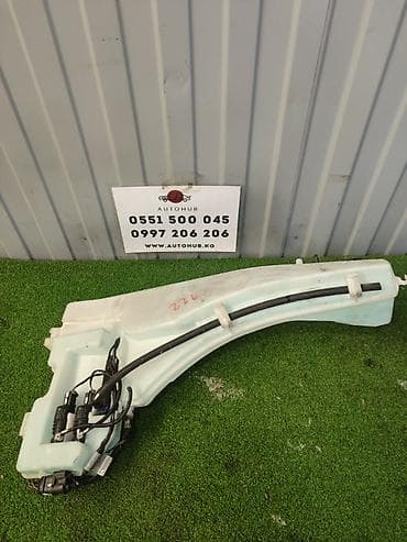 e53 4 8: Бачок BMW — 1