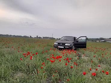 gr sport: Volkswagen Golf: 1992 г., 1.8 л, Механика, Бензин, Хэтчбэк — 7
