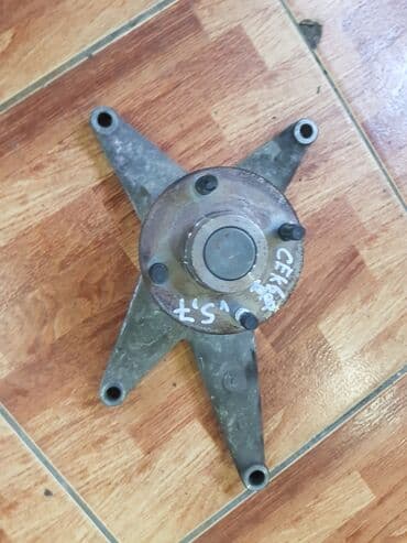 Toyota Sequoia 2 кронштейн термомуфты Тоета секвоя 2 Крепёж муфты