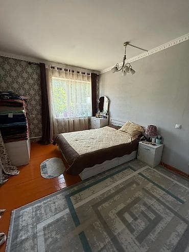 продажа дом маевка: 🏡 Продаётся полдома. 📍 Локация: Село Маевка 📐 Основные параметры: 👉 — 2