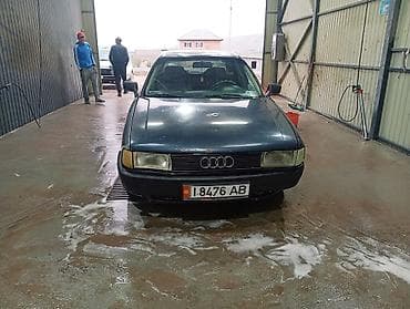 газ стандарт: Audi 80: 1988 г., 1.8 л, Механика, Бензин, Седан — 2