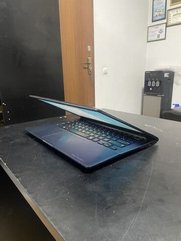 обмен ноутбука на новый: Ноутбук, Samsung, 4 ГБ ОЗУ, 14 ", Б/у, Для несложных задач, память NVMe SSD — 4